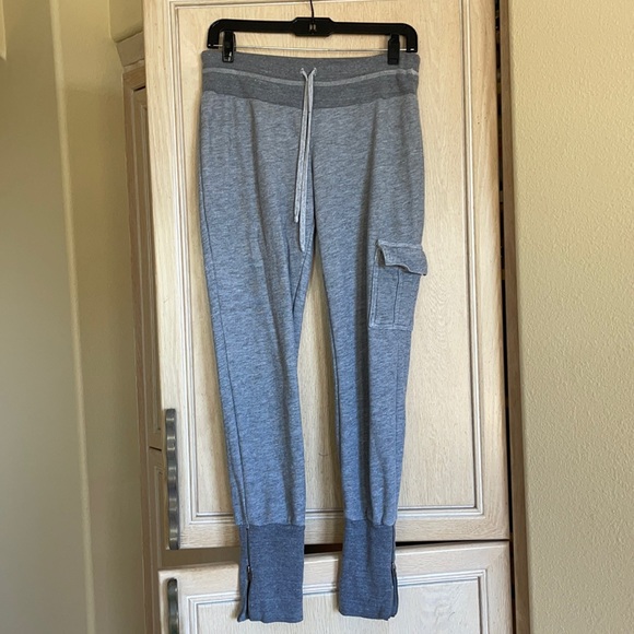 Splendid Jogger Gray Sweatpants - Picture 1 of 10